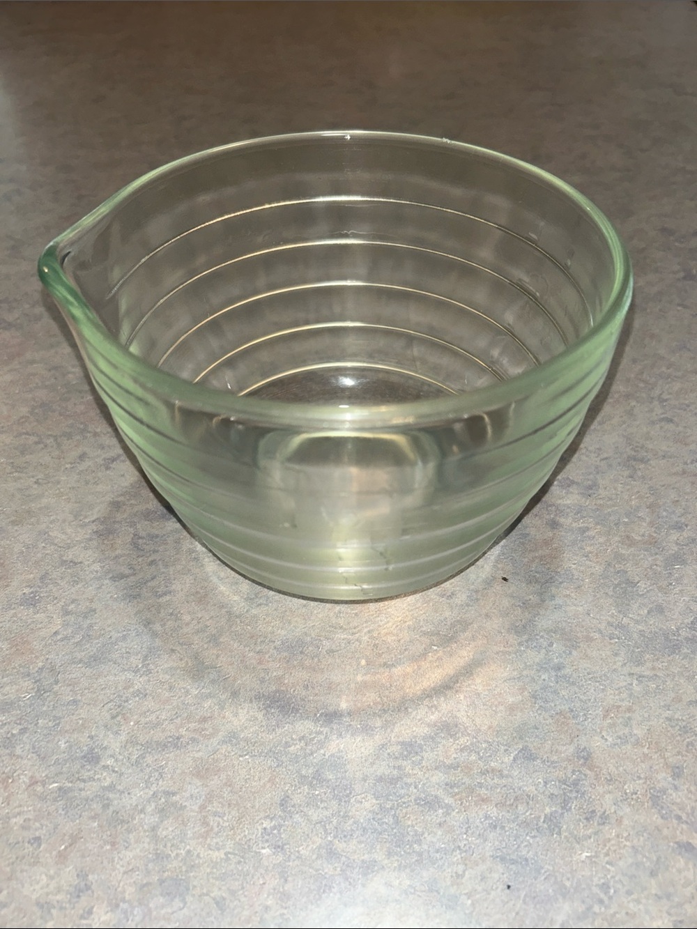 Vintage Pyrexx Westinghouse mixing bowl with spout number 17
